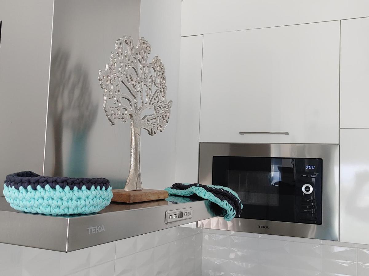 קוסטה טגוויסה Apartment Namaste- Amazing Sea View & Infinity Pool - Good Wifi - Smart Tv-Residence Senator מראה חיצוני תמונה